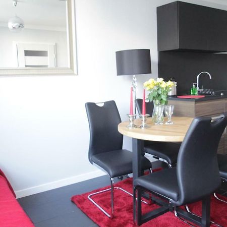 Fantastyczny Apartament Krolewska Варшава Екстер'єр фото