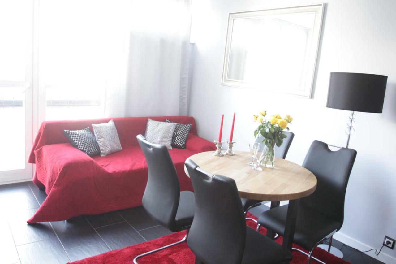 Fantastyczny Apartament Krolewska Варшава Екстер'єр фото