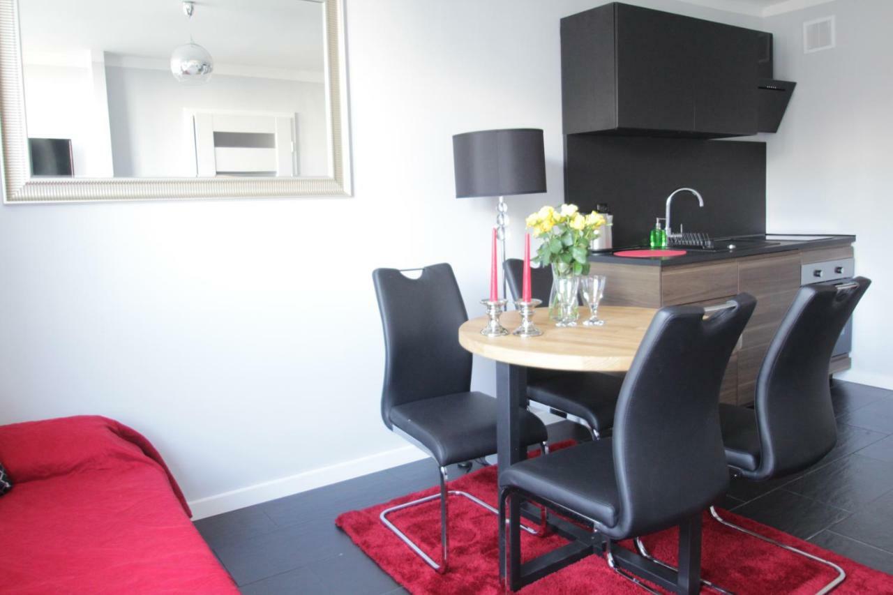 Fantastyczny Apartament Krolewska Варшава Екстер'єр фото
